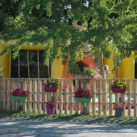 Camping Des Eydoches - 3 Etoiles Faramans  エクステリア 写真